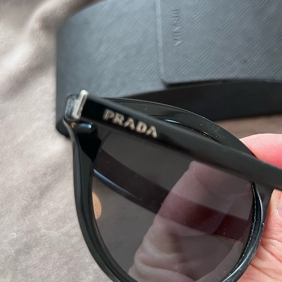 Used Black Prada sunglasses - Picture 2 of 7